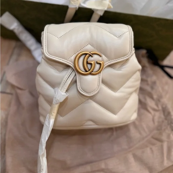 Gucci Ivory Backpack with Gold Accent GUCCI OPHIDIA MEDIUM BACKPACK Beige & Ebony GG Supreme  main image 3